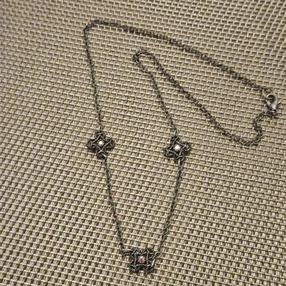 Vintage Jewelry - Vintage flower rhinestones choker necklace